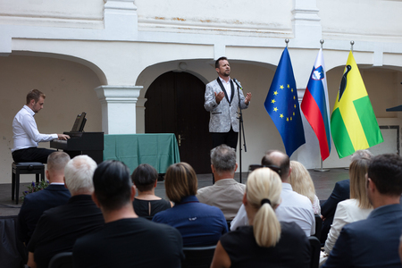 SLAVNOSTNA SEJA OBČINE ŠKOFLJICA 2026